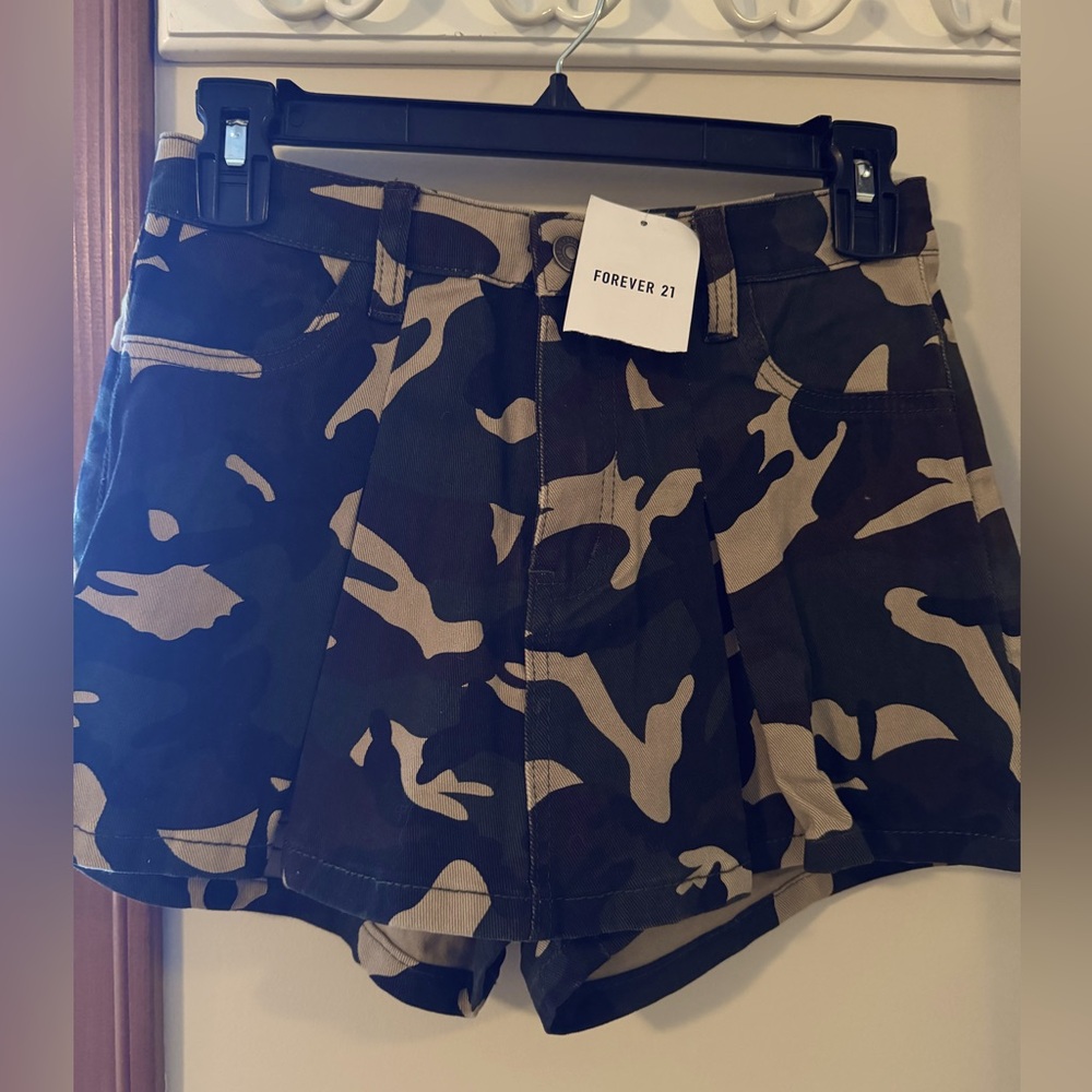Forever 21 Camouflage Skort
